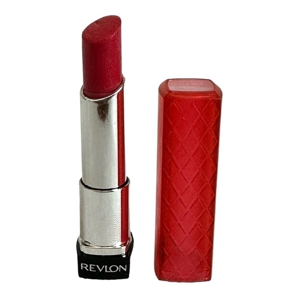 Lipstick REVLON Colorburst Lip Butter Lipstick Lip Color CHERRY TART - Picture 4 of 5